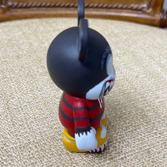 EUC Vinylmation D-Tour Series “Monsters” - Picture 4 of 5